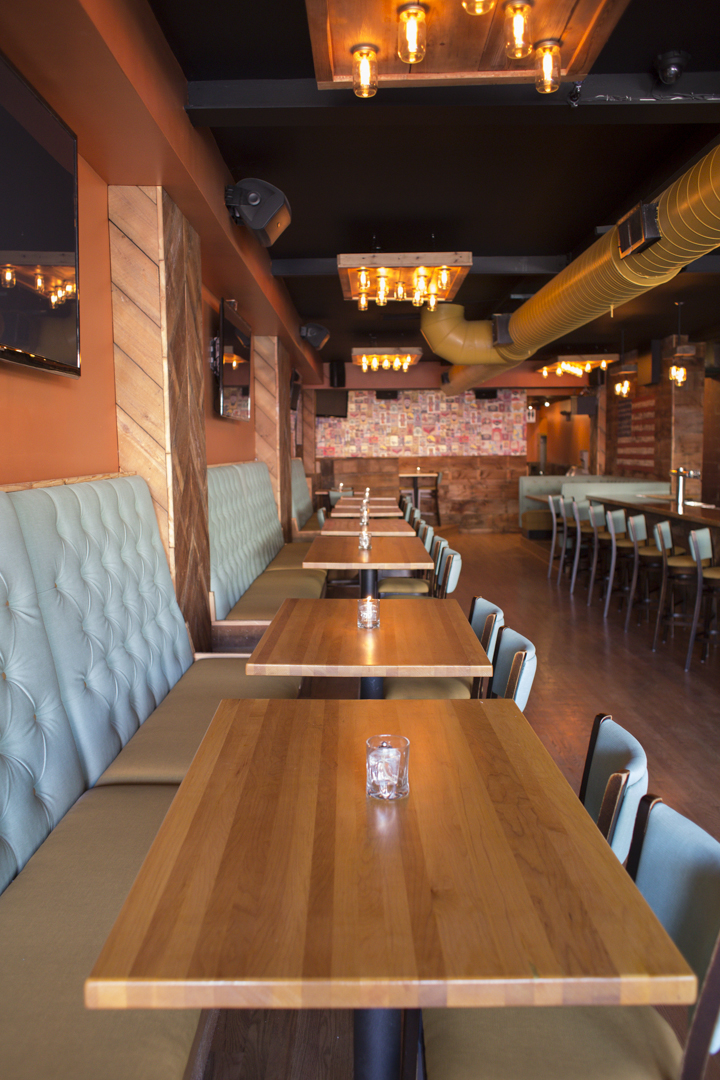 Country Bar In Wrigleyville Stasio Chiropractic Center
